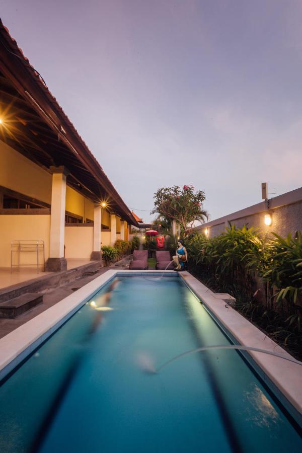 Ayu Guest House 2 Canggu Екстериор снимка